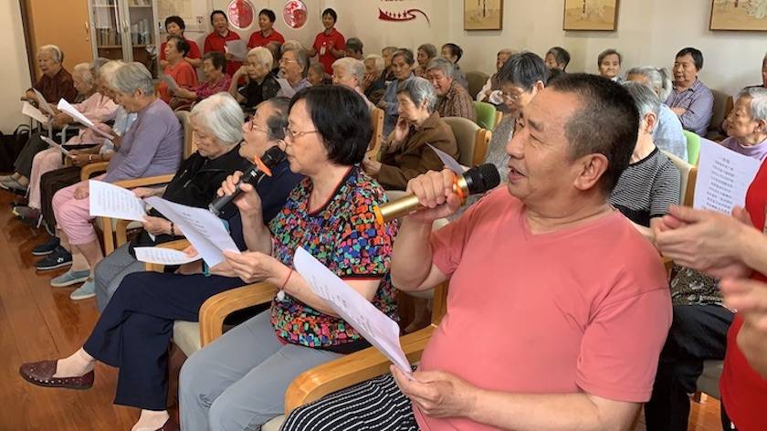 摩斯国际乐器爱心捐赠行动——将琴声带进和养临汾养护院